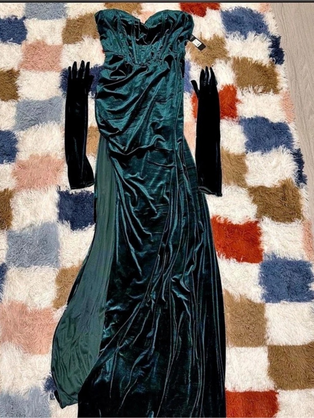 House of CB Velvet Maxi Dress with Gloves in Green & Black